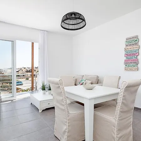 Brand New 1bd Apt W/ Pool Access Close To The Beach Agios Amvrosios (Kyrenia)