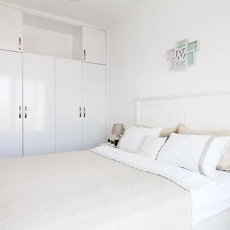 דירה Brand New 1bd Apt W/ Pool Access Close To The Beach *